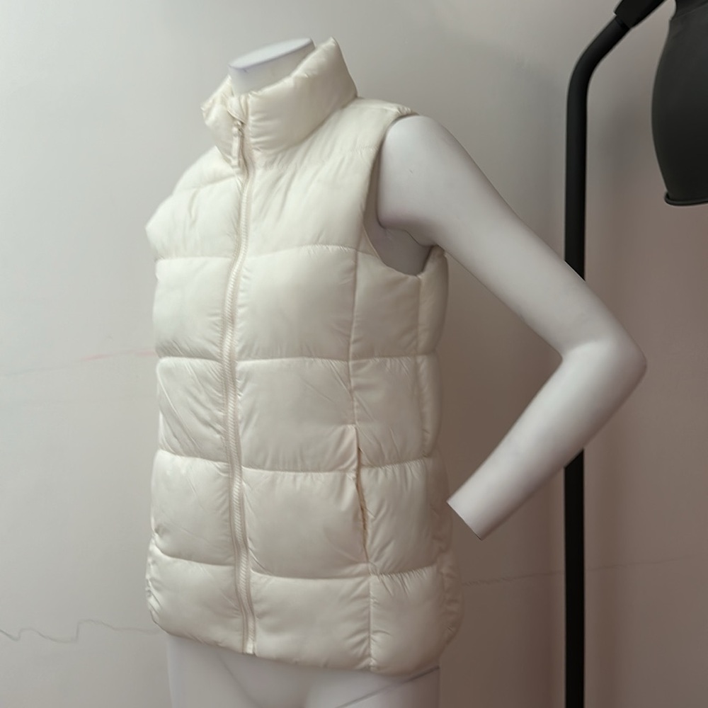 NWT Old Navy kids boys girls off white puffer vest fall winter jacket coat snow